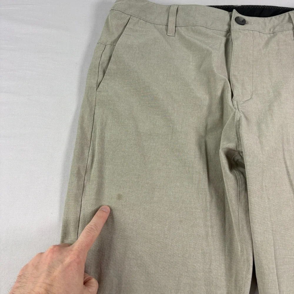 Vuori‎ Aim Pants Mens Size 32 Beige Chino Golf Tech Stretch Performance Casual